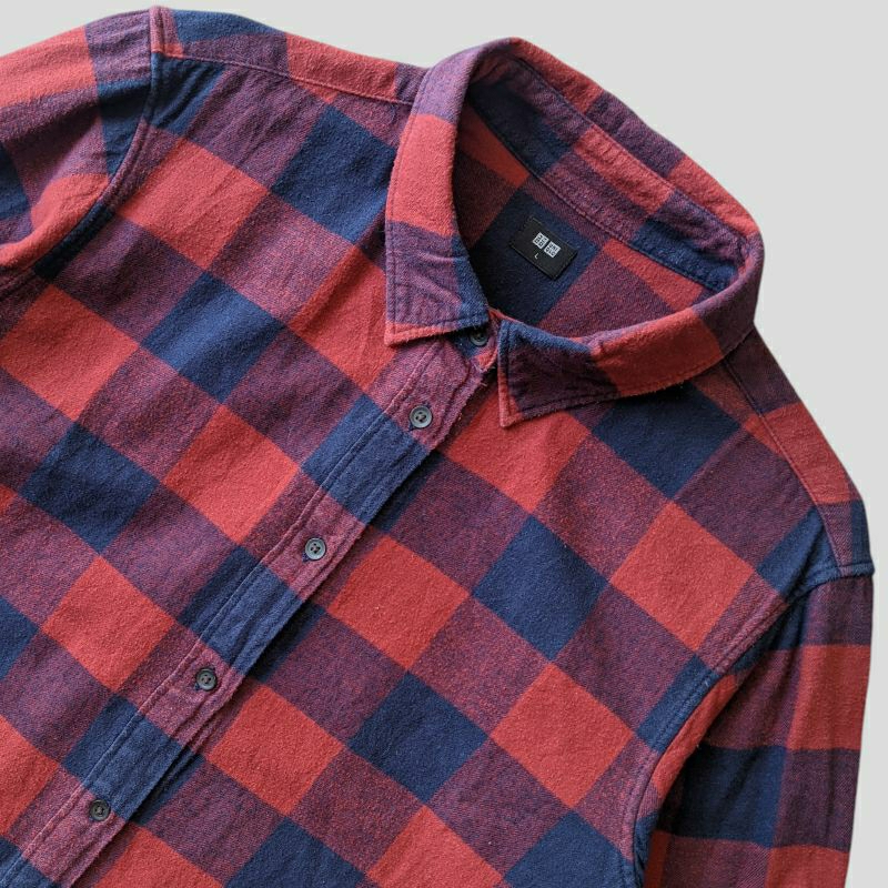 Kemeja flanel cewek Uniqlo
