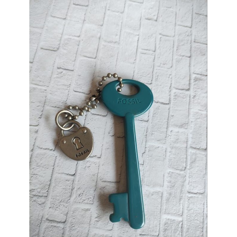 Preloved Keyfob Gantungan Kunci Fossil Hijau Tosca