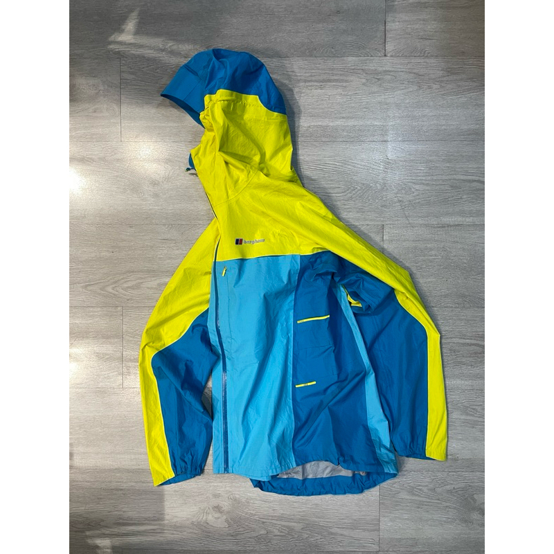 BERGHAUS GORE-TEX ACTIVE