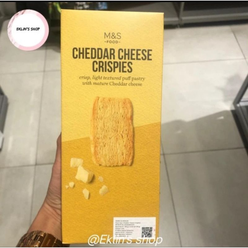 

m&s marks and spencer food cheddar cheese crispies
