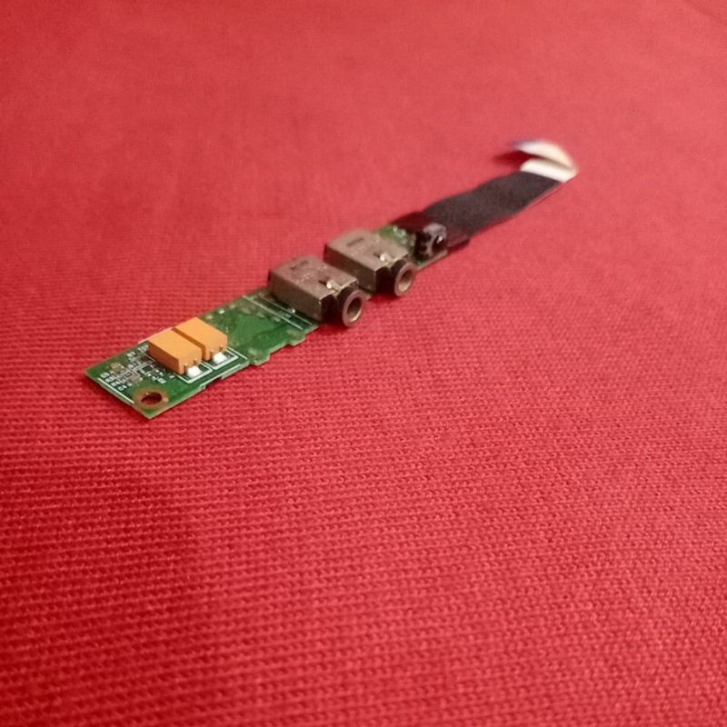 Audio board laptop compaq presario v3000