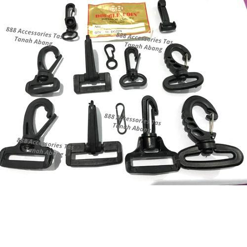 Cantolan / Pengait Tas Bahan Plastik Hitam