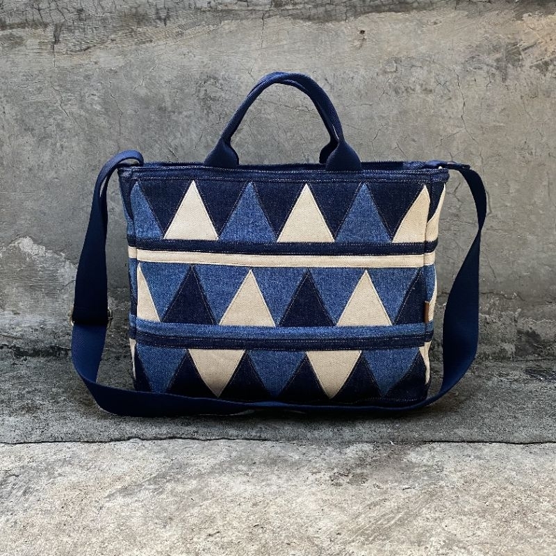 KAINA Denim Patchwork Jamparing Medium Bag [Free Pouch] - PO 7 Hari