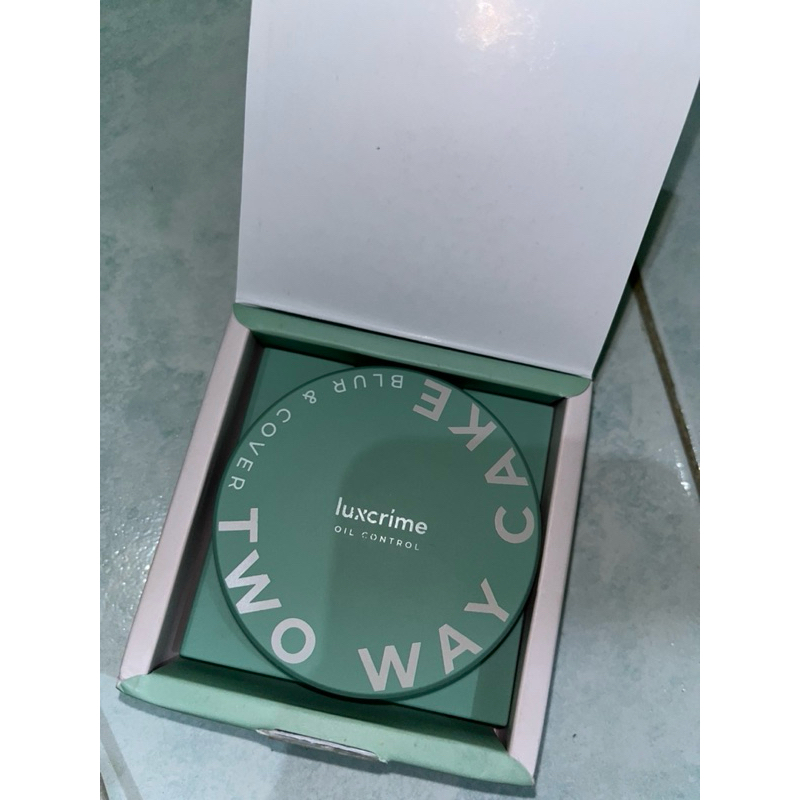 Luxcrime Two Way Cake (Opera) Preloved