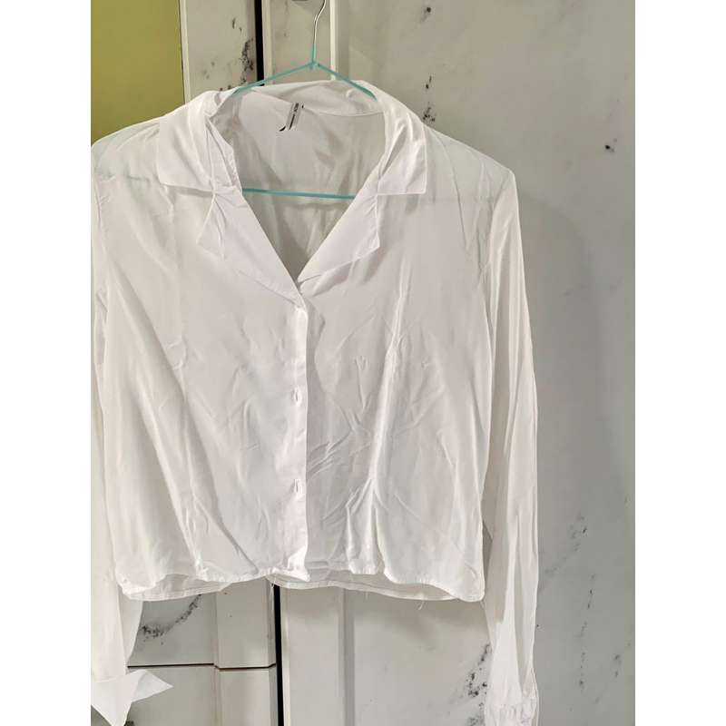 Preloved kemeja putih colorbox