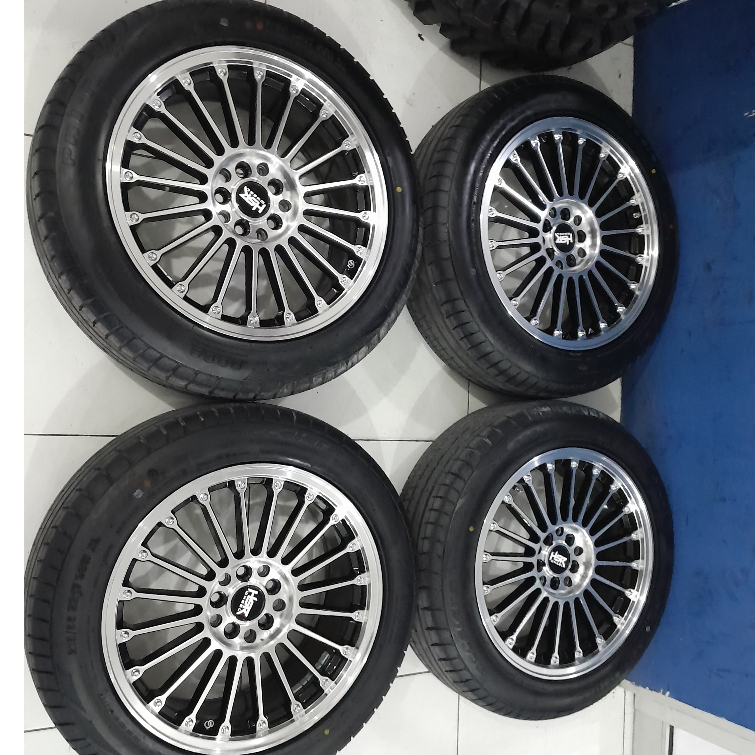 VELG MOBIL BEKAS HSR JJC RING 17 LEBAR 75 PCD 10X100-114,3 ET 42+BAN 215 55 R17 VELG UNTUK MOBIL HRV