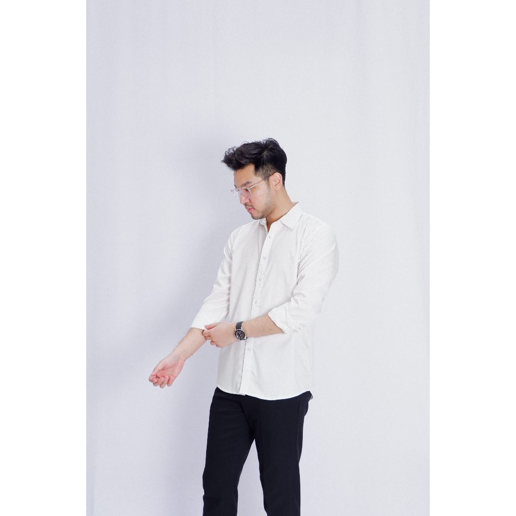 Tryst - Helcurt Cotton Shirt | Kemeja Lengan Panjang | Katun Toyobo Premium | Kemeja Pria Slimfit Po