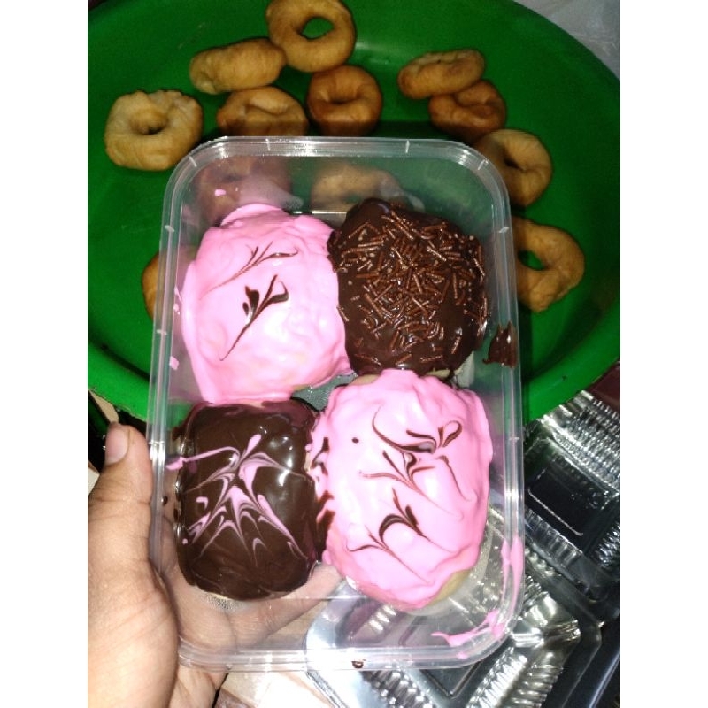 

DONAT KUKUS LUMER || Kemasan thinwall 500 ml isi 4 donat gembull