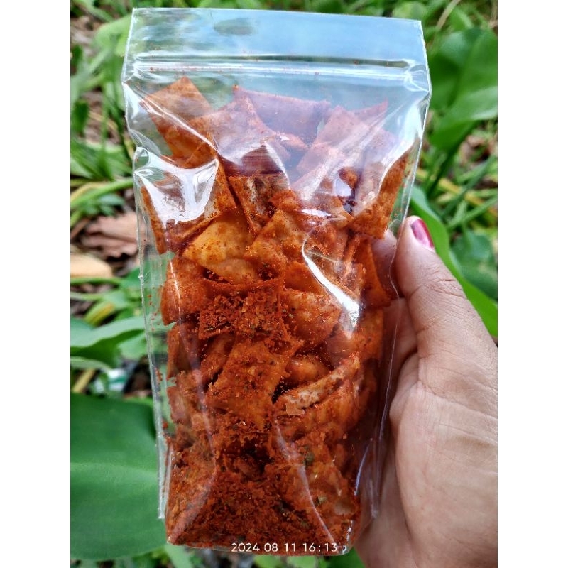 

[Cemilan] Pangsit Daun Jeruk Pedasss 60gram full bumbu
