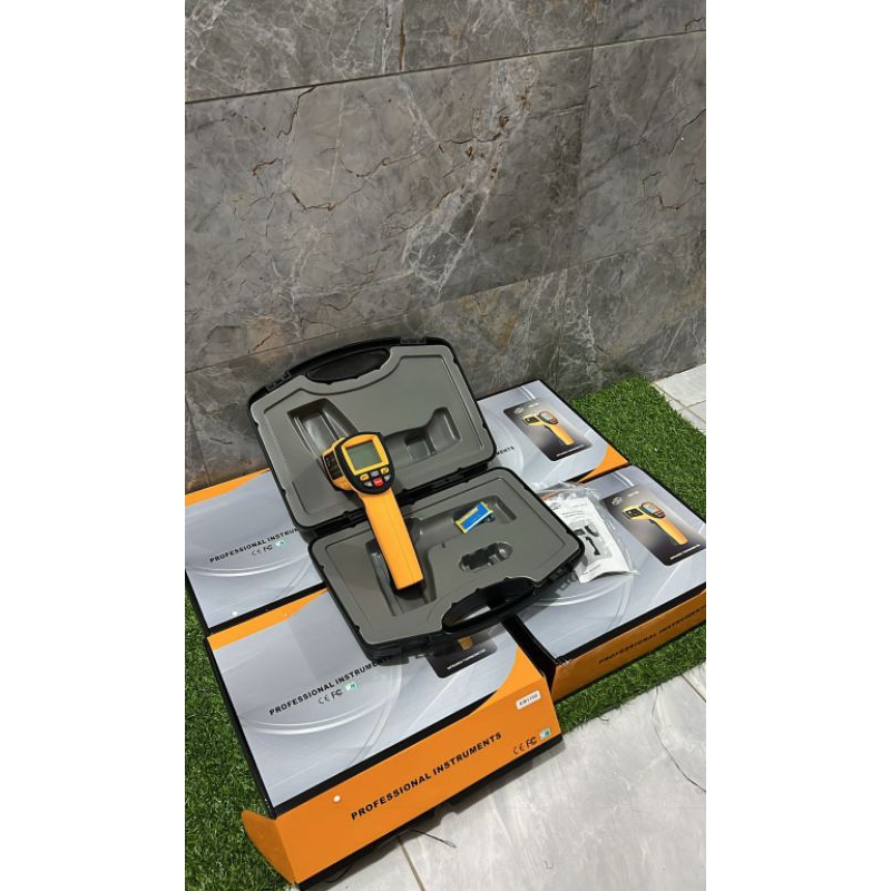 Infrared Thermometer Benetech GM1150 IR Thermogun Termometer Gun GM-1150 Thermometer IR 1150  GM 115