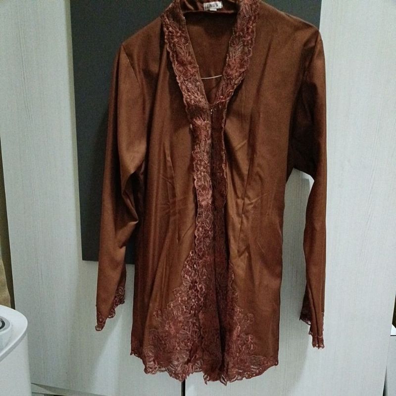 kebaya encim (preloved)