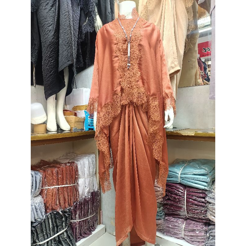 ONE SET KEBAYA MELAYU/SET OUTER SANTORINI/KEBAYA MELAYU
