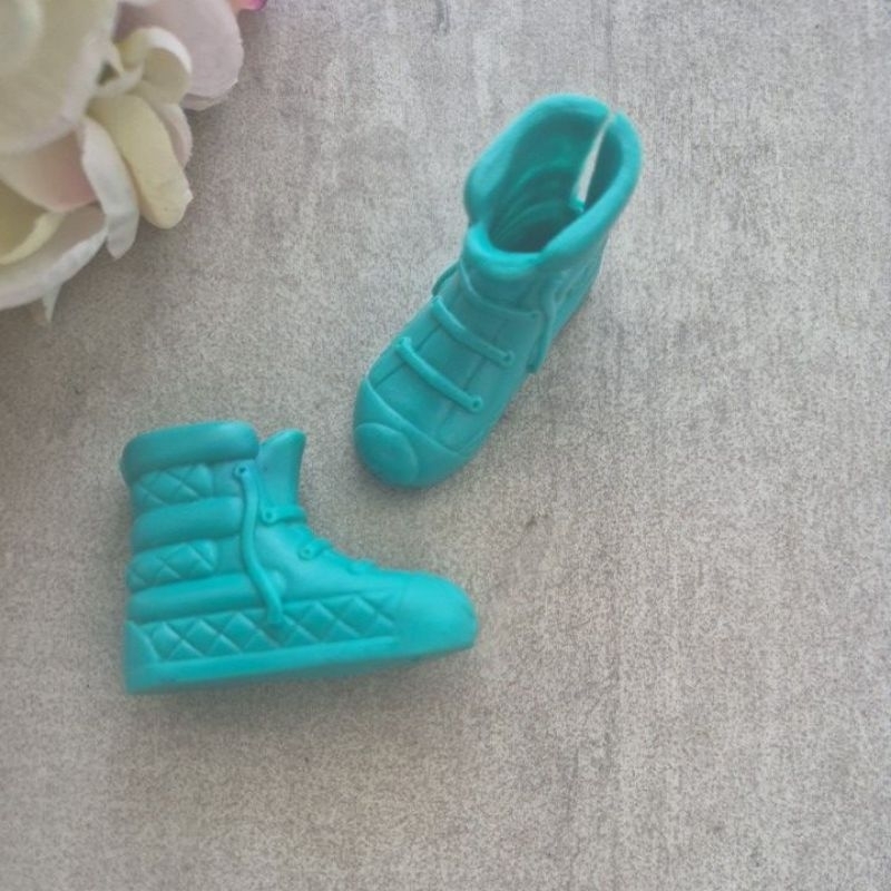 Sepatu Monster High / Mh boy tosca fit Ken