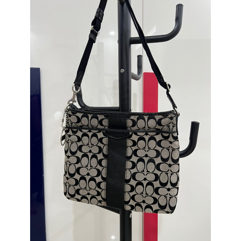 Preloved sling bag coc Original