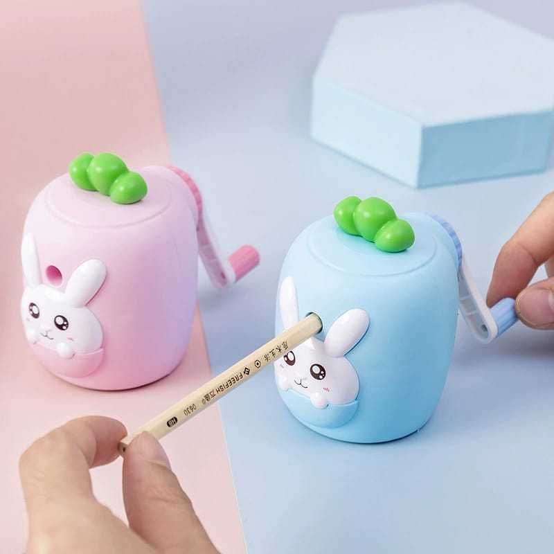 

BOBOMART Serutan Pensil Anak Kelinci Putar DB-6610, Motif Karakter, Serutan Meja Murah