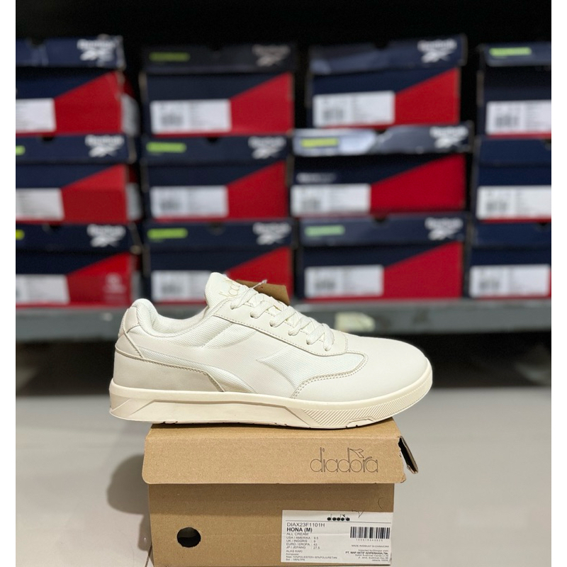 DIADORA HONA ALL CREAM SIZE 43