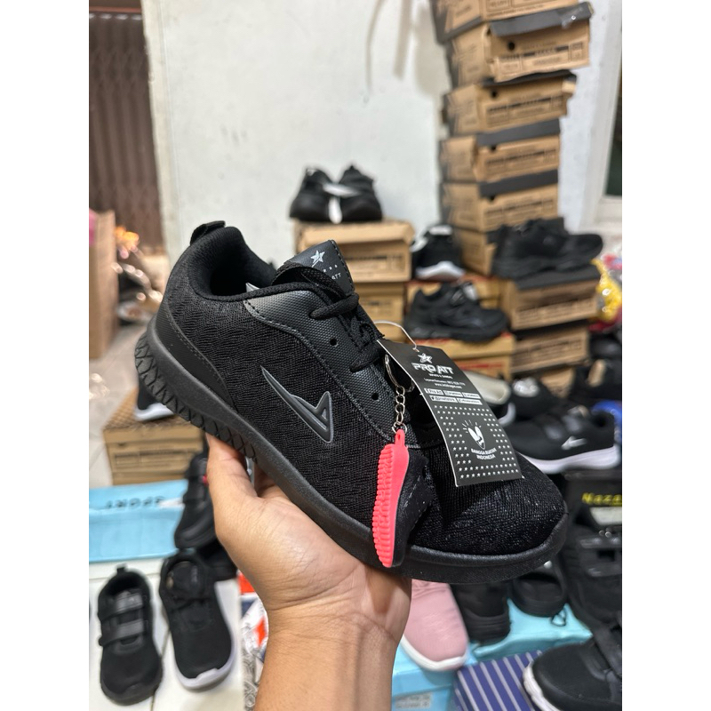 SEPATU PROATT SEPATU SEKOLAH SD SMP SMA