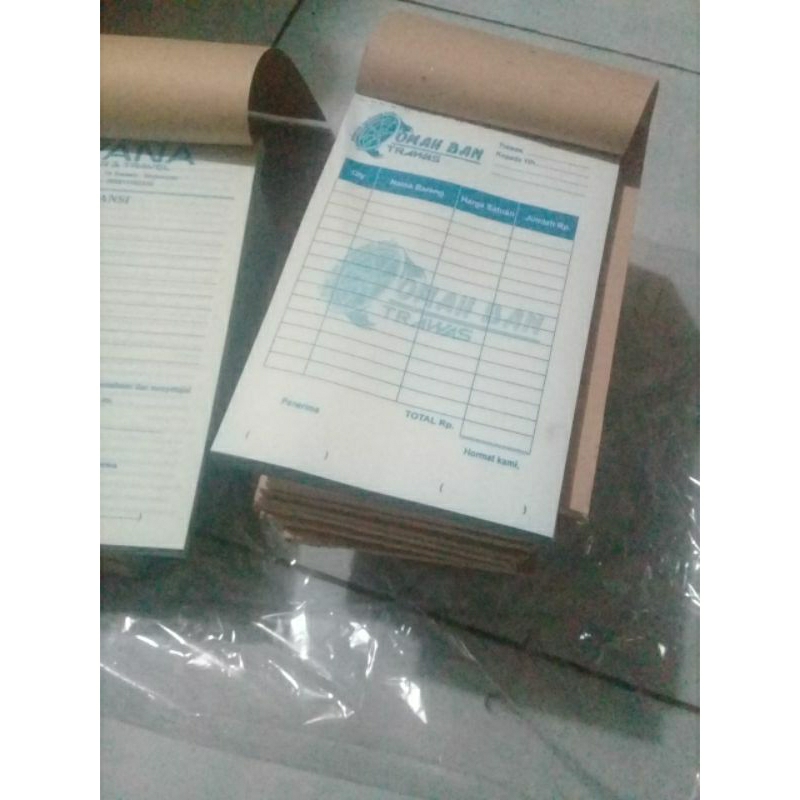 

NOTA TOKO NOTA PRODUK UMKM 1 rim ISI 20 PCS BUKU NOTA tanpa rangkap