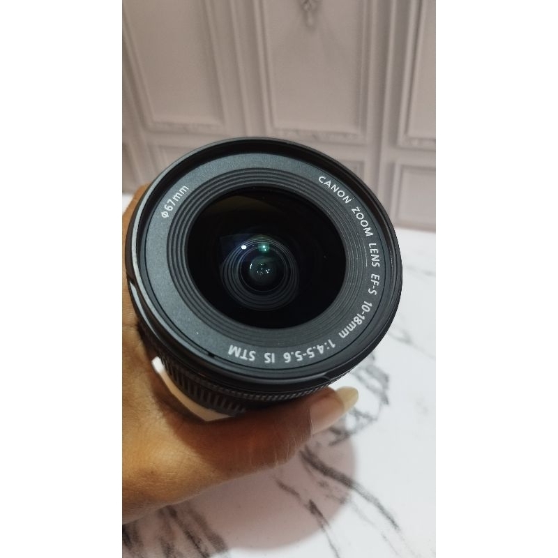 lensa canon efs 10-18mm