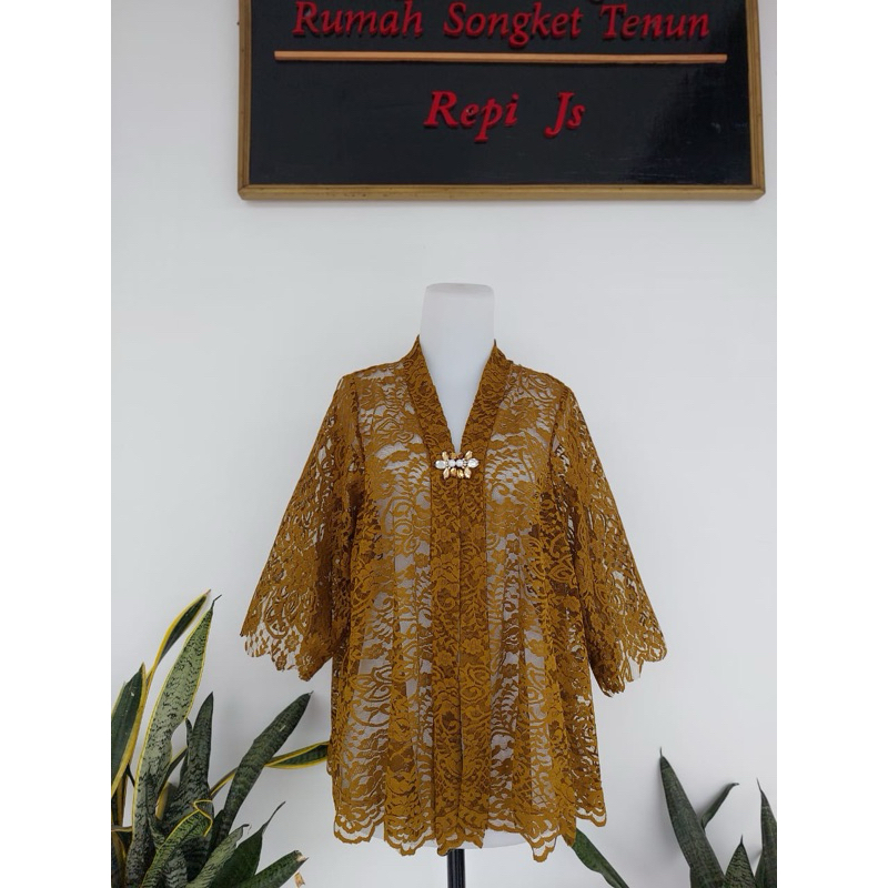 Kebaya Kartini Pendek Warna Eek Kuda