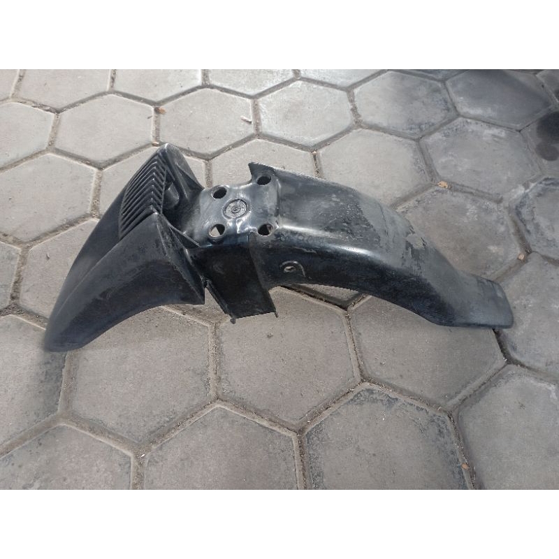 cover slebor spakbor depan Kawasaki Kaze r original