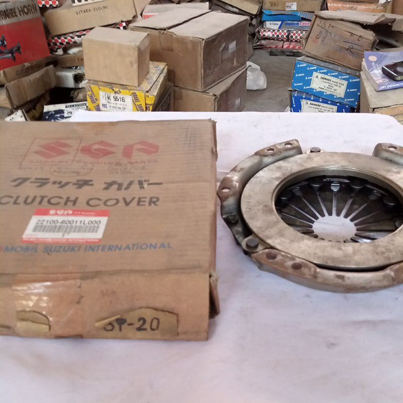 CLUTCH COVER ST20