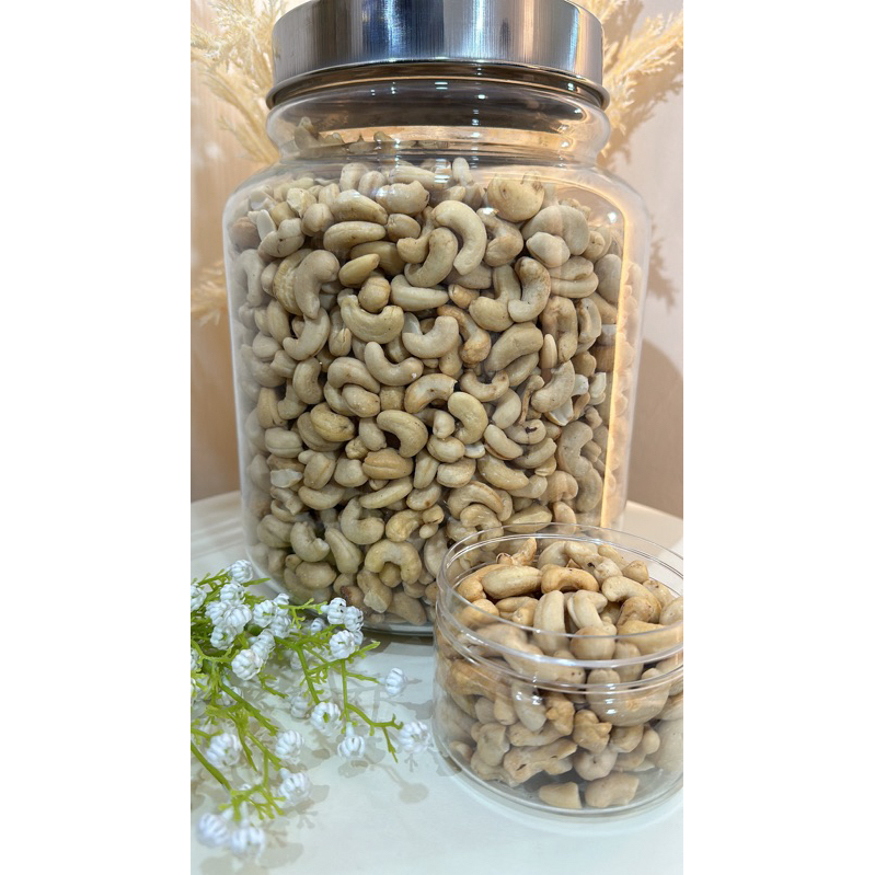 

kacang mede
