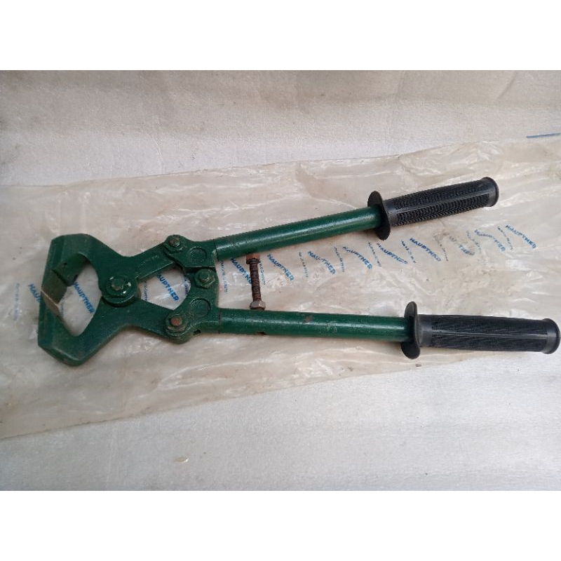 alat potong kuku sapi (hoof cutter) HAUPTNER Made in germany