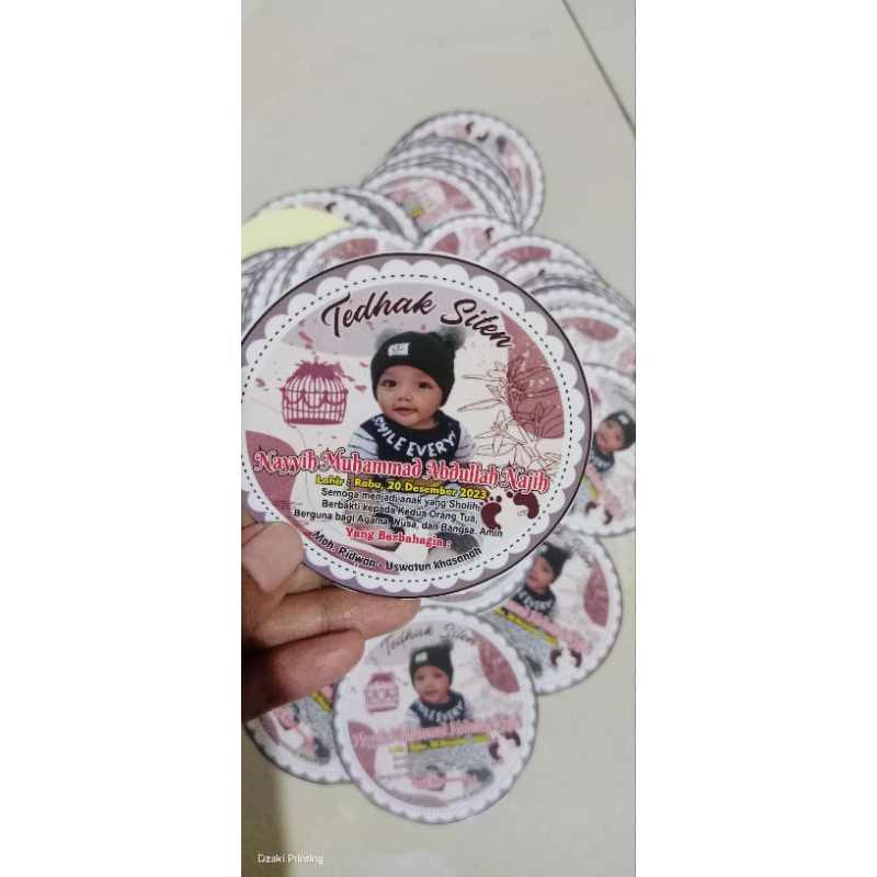 

STIKER DUNDUNAN TEDAK SITEN