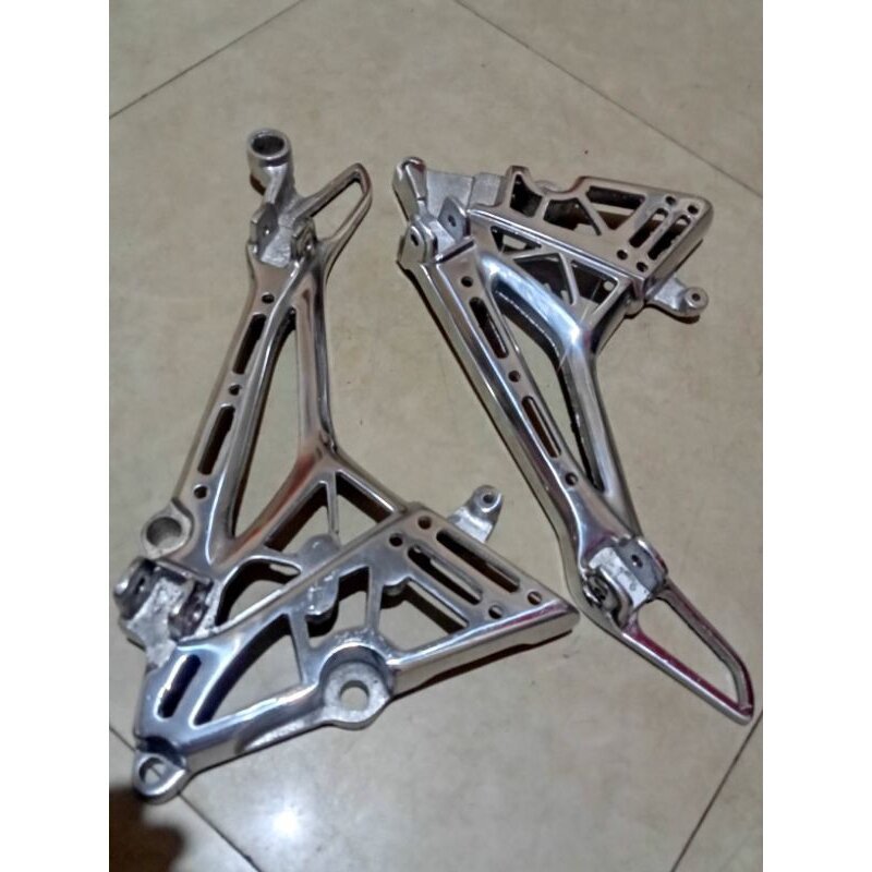 Footstep bostep step tirev coak