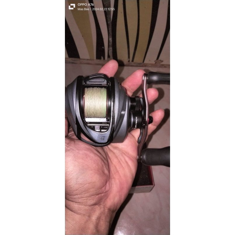ABU GARCIA REVO 5 sx RKT