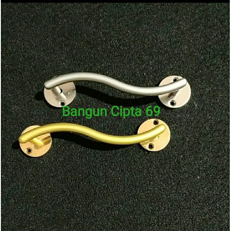 tarikan laci /tarikan laci lemari gold/silver