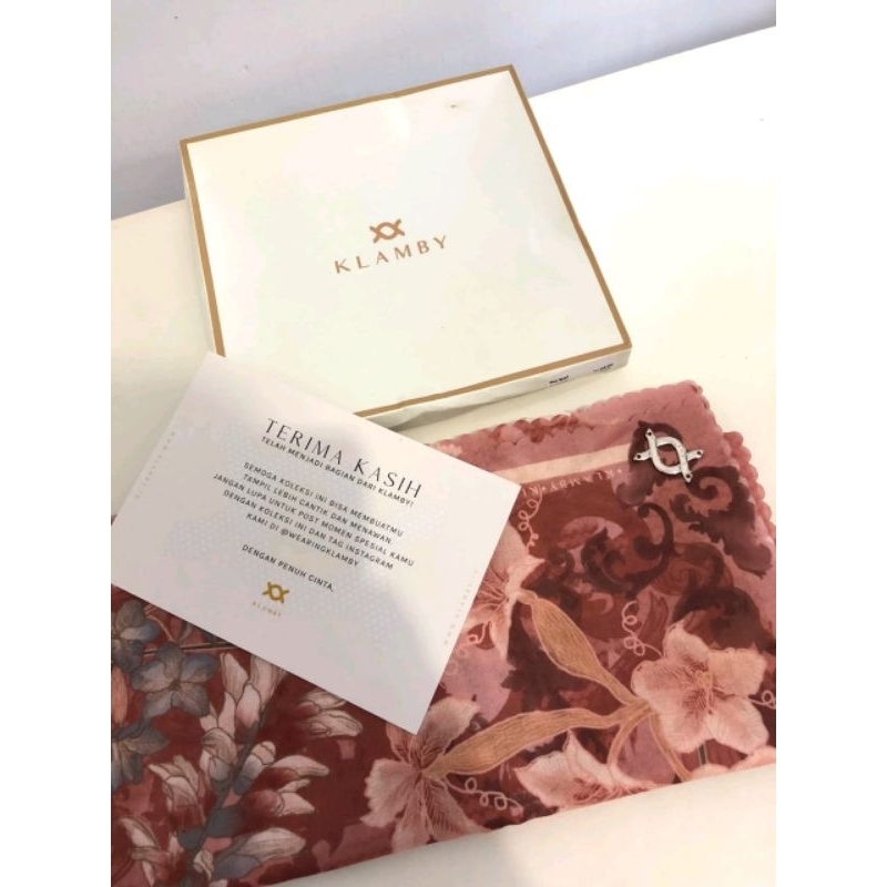 NEW Pina Scarf Tamarind Wearing Klamby