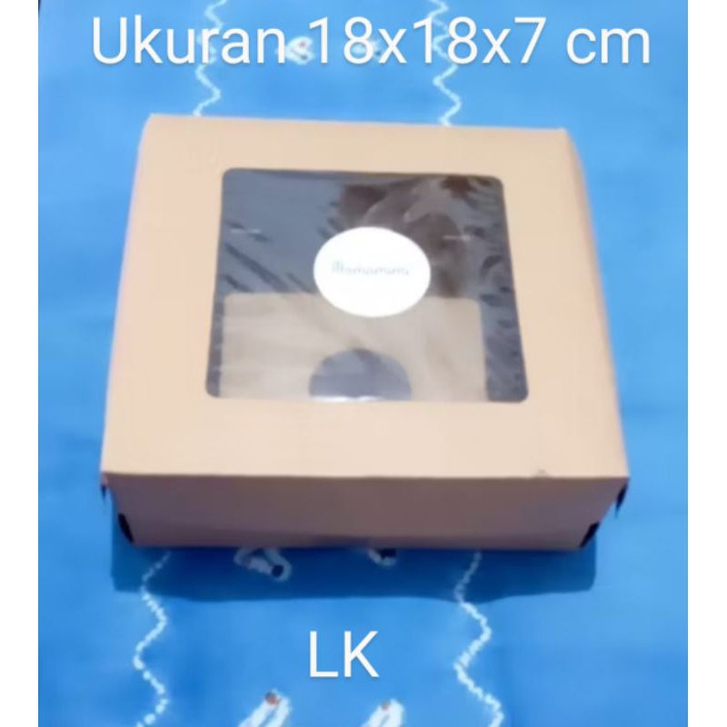 

Dus/ Kotak Kue/ Brownies/Nasi kotak/ Hadiah uk. 18x18x7 cm tebal 350 gsm