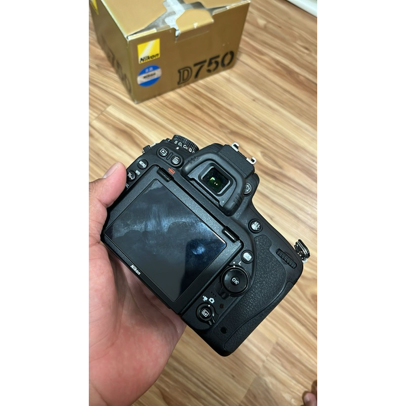 nikon d750 non wifi