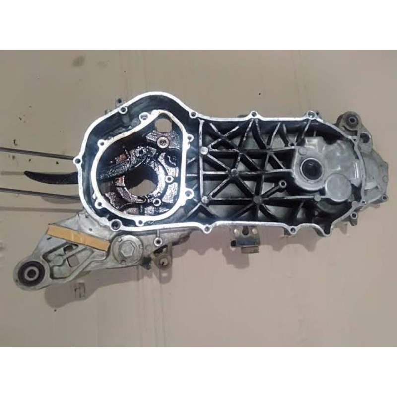 crankcase krengkes kiri mio m3 mio s mio z mio 125 ori second