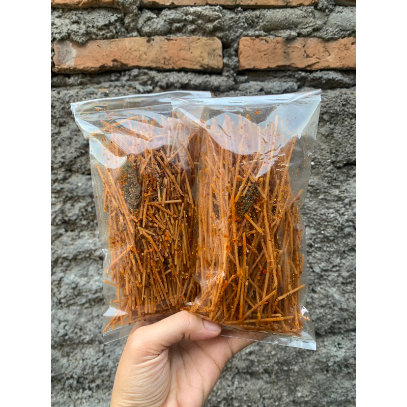 

Ecamil Purwodadi - Cemilan Pedas Gurih Nikmat - Mie Lidi - Makaroni Bantet Pedas Daun Jeruk