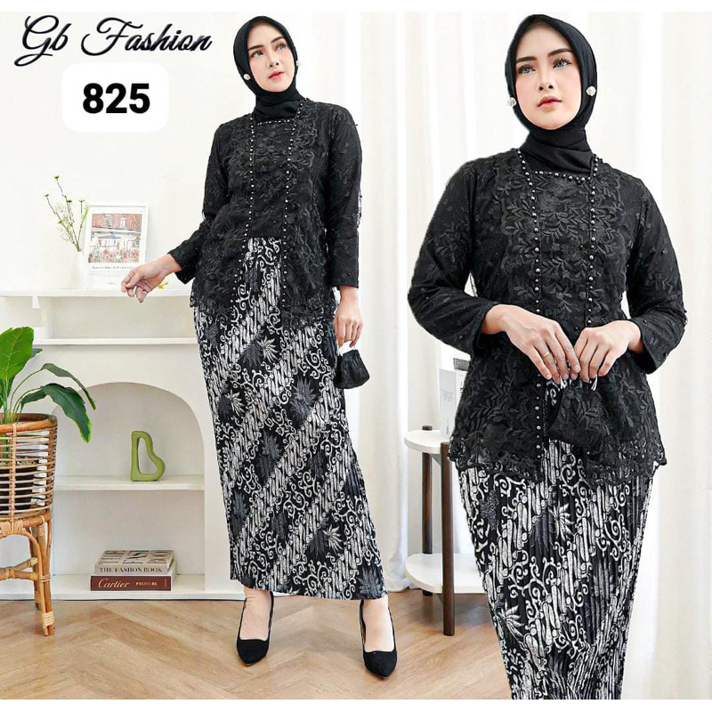 Kebaya Kutubaru Husus Hitam//atasan kebaya//kebaya wisuda//kebaya kutubaru//kebaya tile//kebaya adat