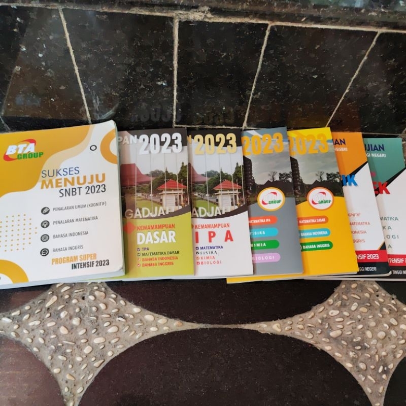 Buku BTA Group, Sukses Menuju SNBT 2023, Persiapan UM-UGM, Persiapan Simak UI, Kemampuan Skolastik, 
