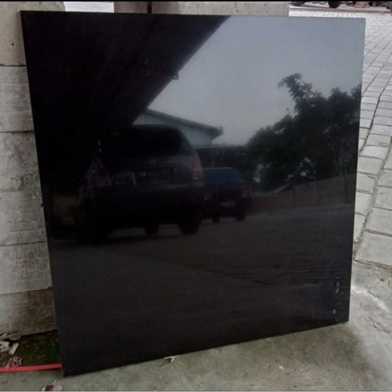 Granit Hitam Polos Garuda Pure Black 60x60 GLOSSY KW 1 mutu terjamin