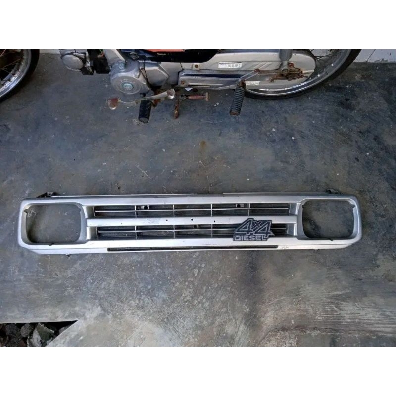 grill lampu daihatsu taft atau grill lampu taft gt atau cover lampu daihatsu taft atau cover lampu t