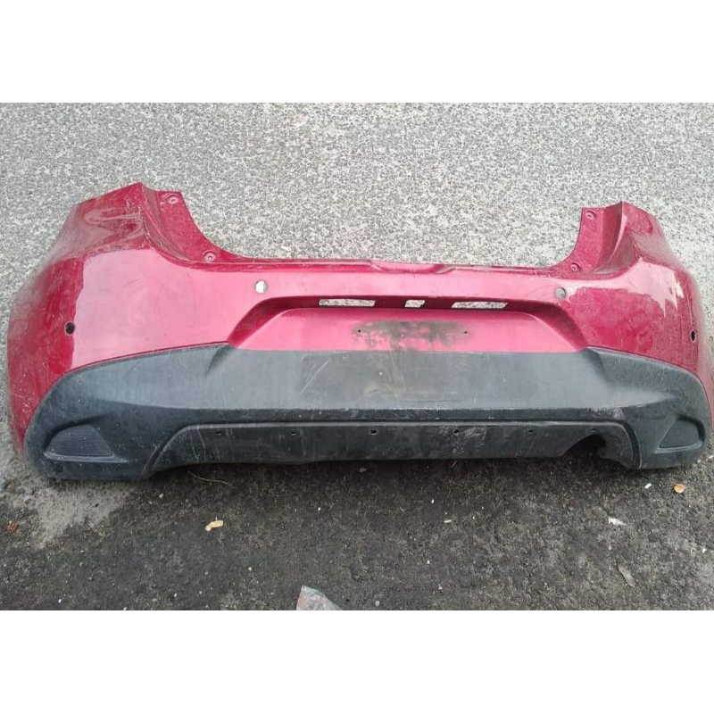 bemper belakang mazda 2