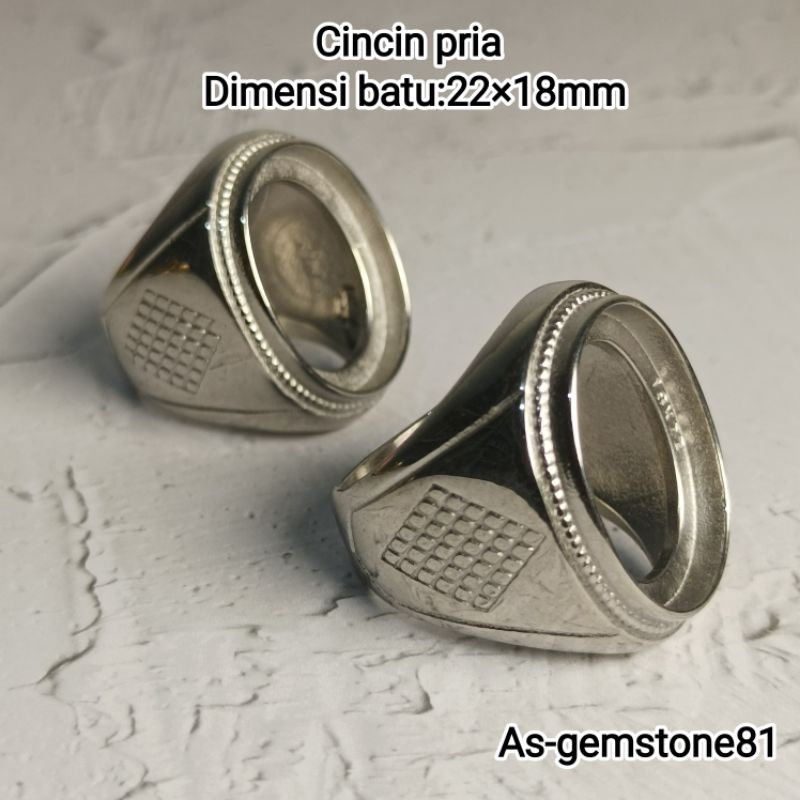 Cincin emban [titanium]N4