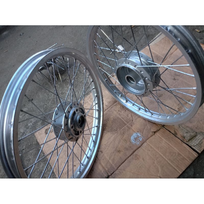 velg 1set D/B Supra fit new Supra x 125 old karisma D Supra lama { variasi }
