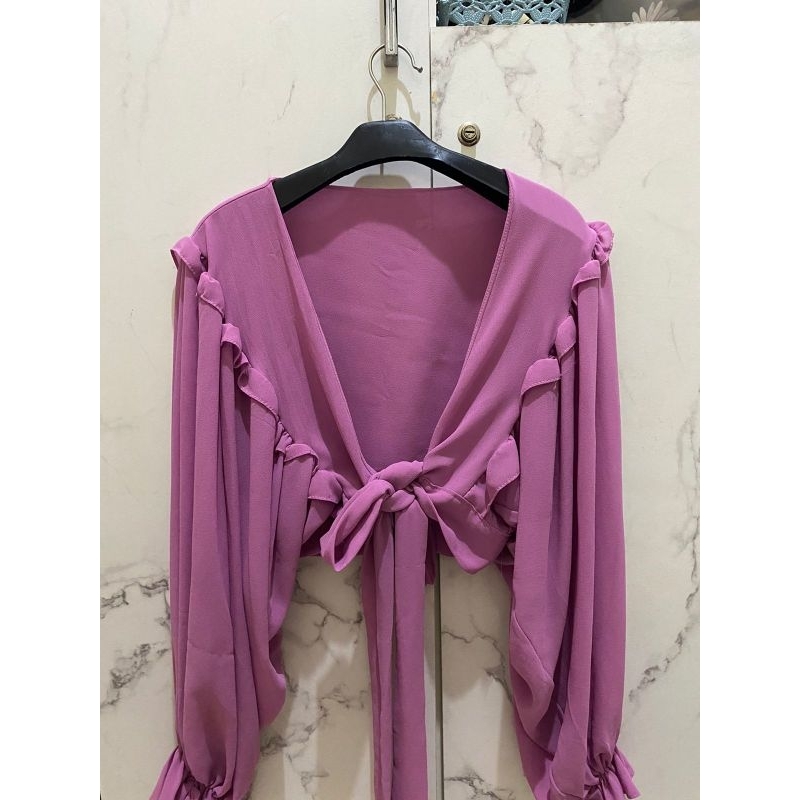 [NEW] Outer tali crop