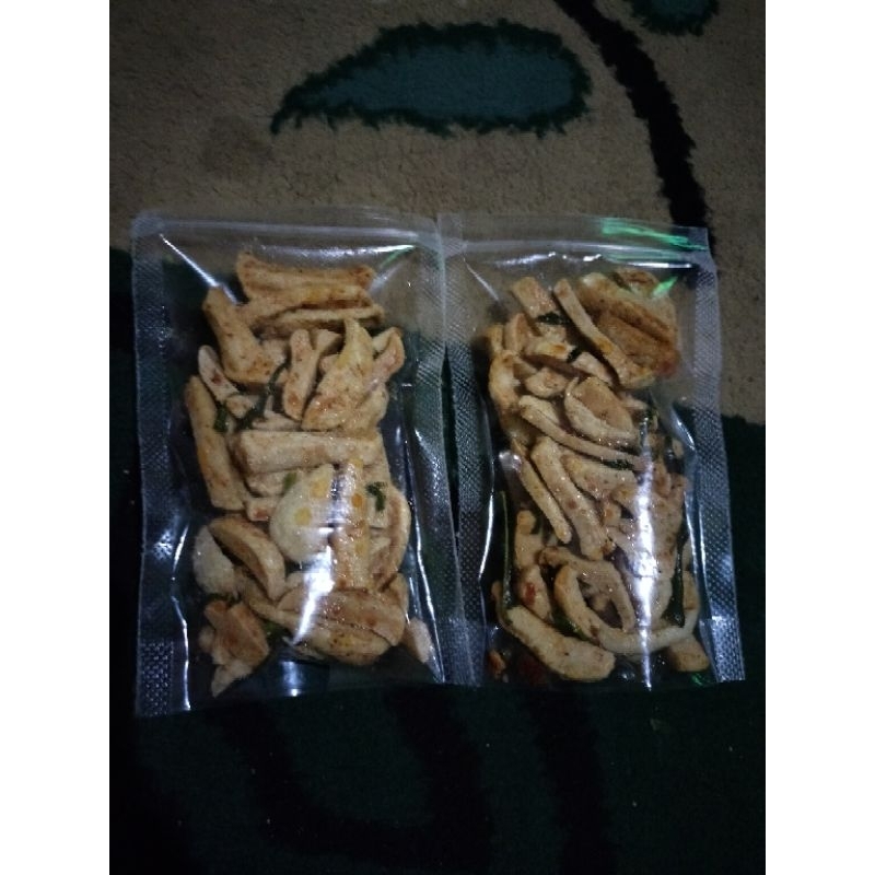 

Basreng agak pedas kemasan standing pouch 80gram