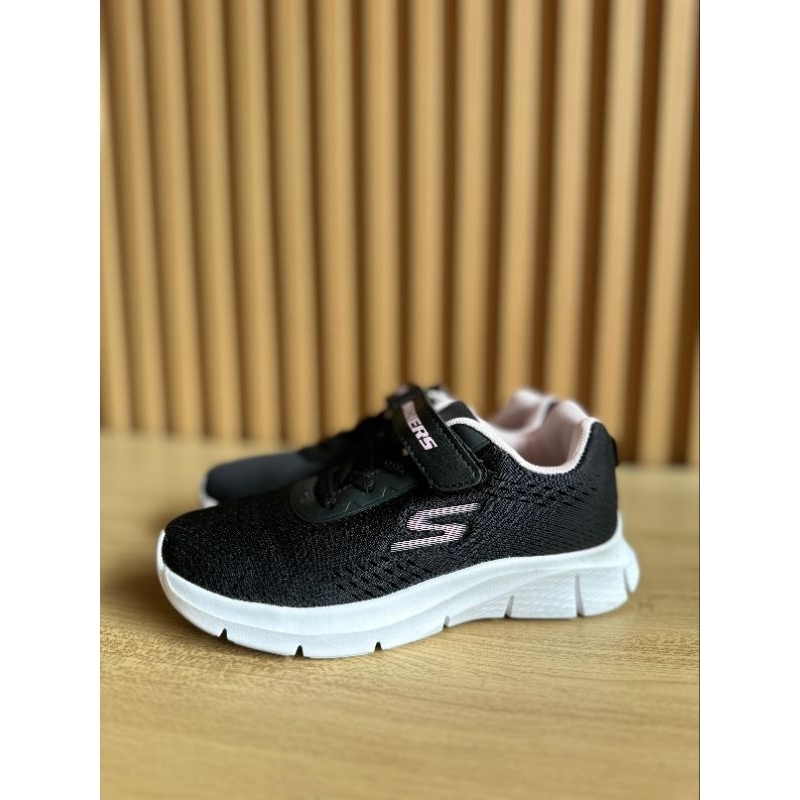 Skechers kids