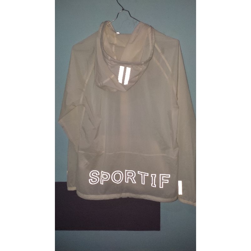 jaket running putih