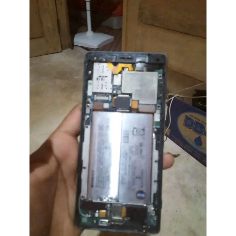 mesin.Sony Xz2 global dual sim