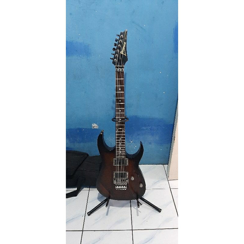 gitar ibanez rg320